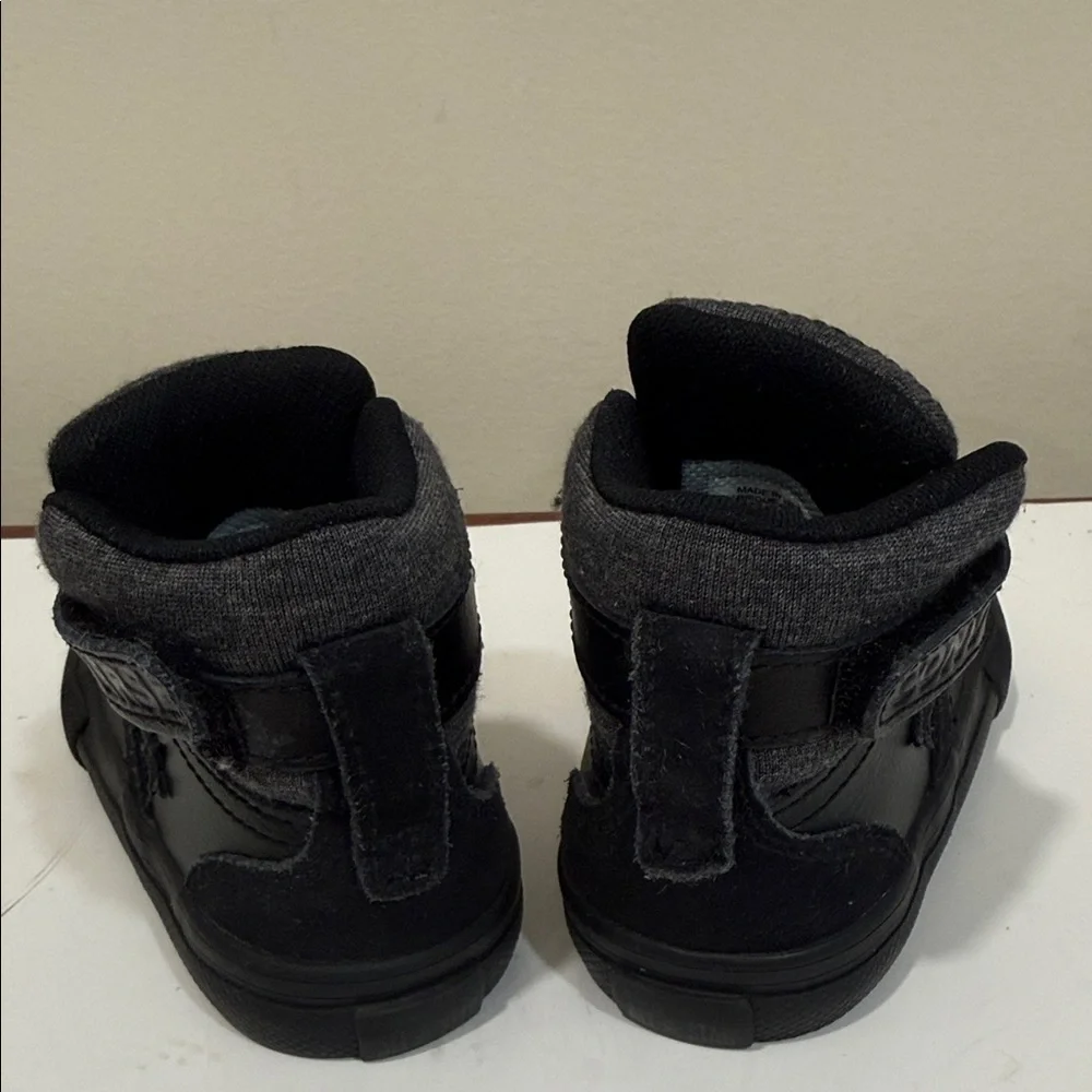 Mint - Converse Leather Pro Blaze Strap Kids Black High-Top Sneakers ( sz 5)